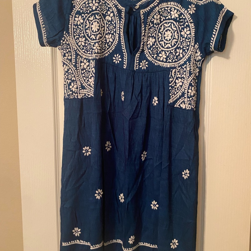 Mexican cotton embroidered dress M